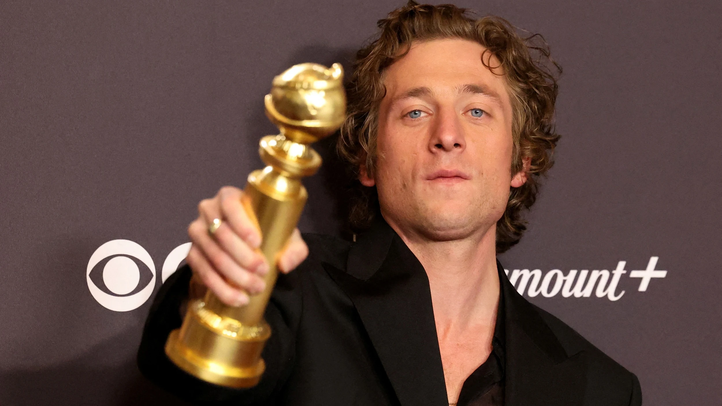 Jeremy Allen White en los Globos de Oro 2024 Jeremy Allen White en los Globos de Oro 2024