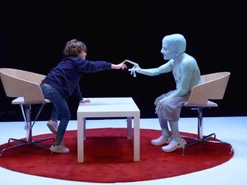 Experimento sociol&oacute;gico: as&iacute; reaccionan los ni&ntilde;os... &iexcl;al encontrarse con un extraterrestre!