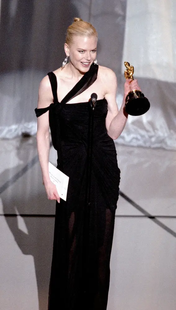 Nicole Kidman tras ganar el Oscar a Mejor Actriz por Las Horas en 2003