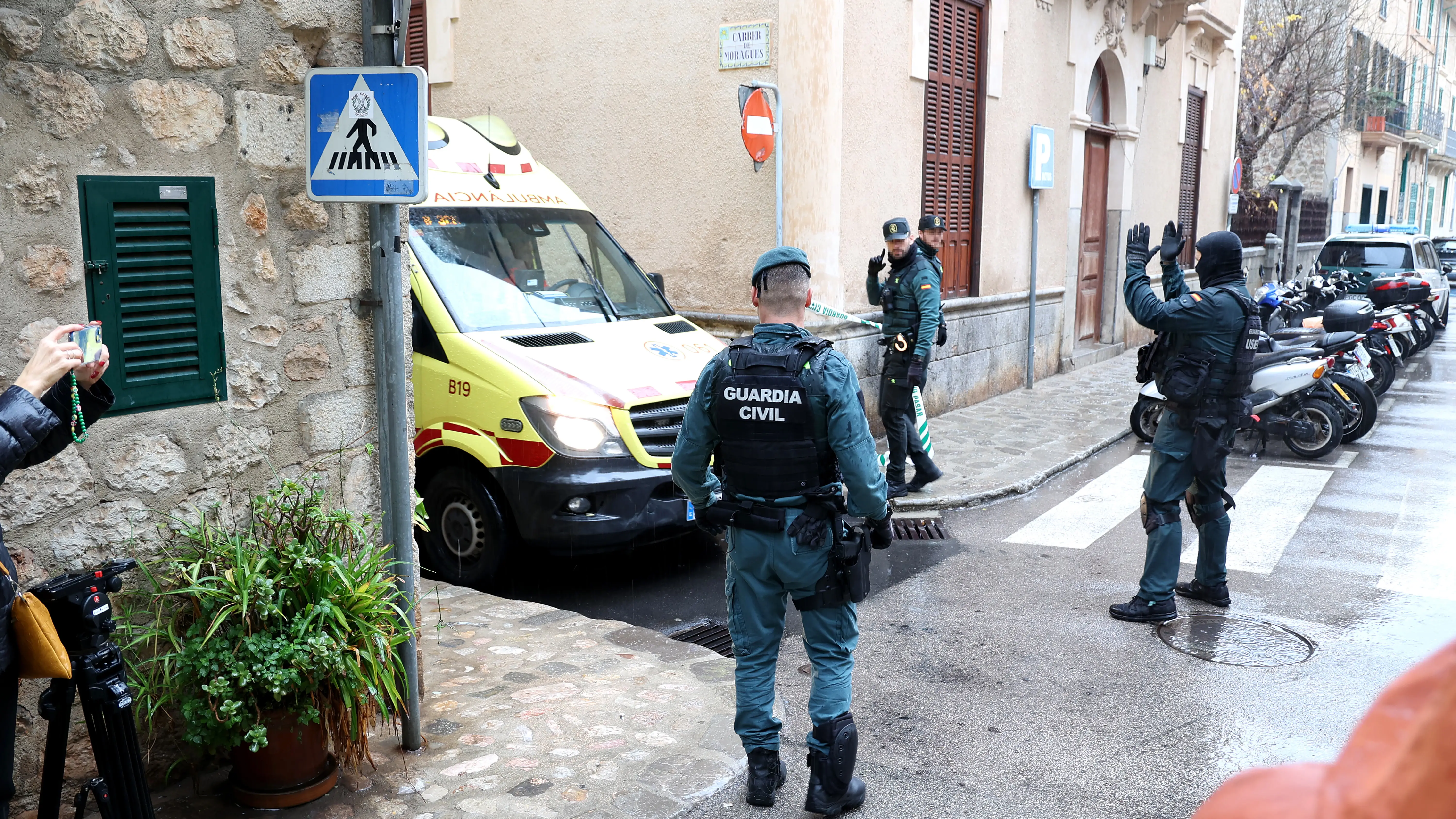 La casa en la que se ha atrincherado el detenido La casa en la que se ha atrincherado el detenido