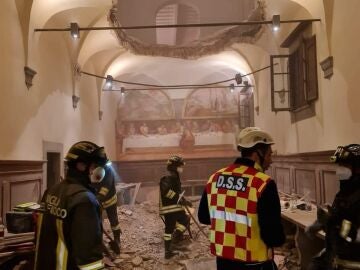 Un convento se derrumba en mitad de una boda y deja a más de 30 personas heridas