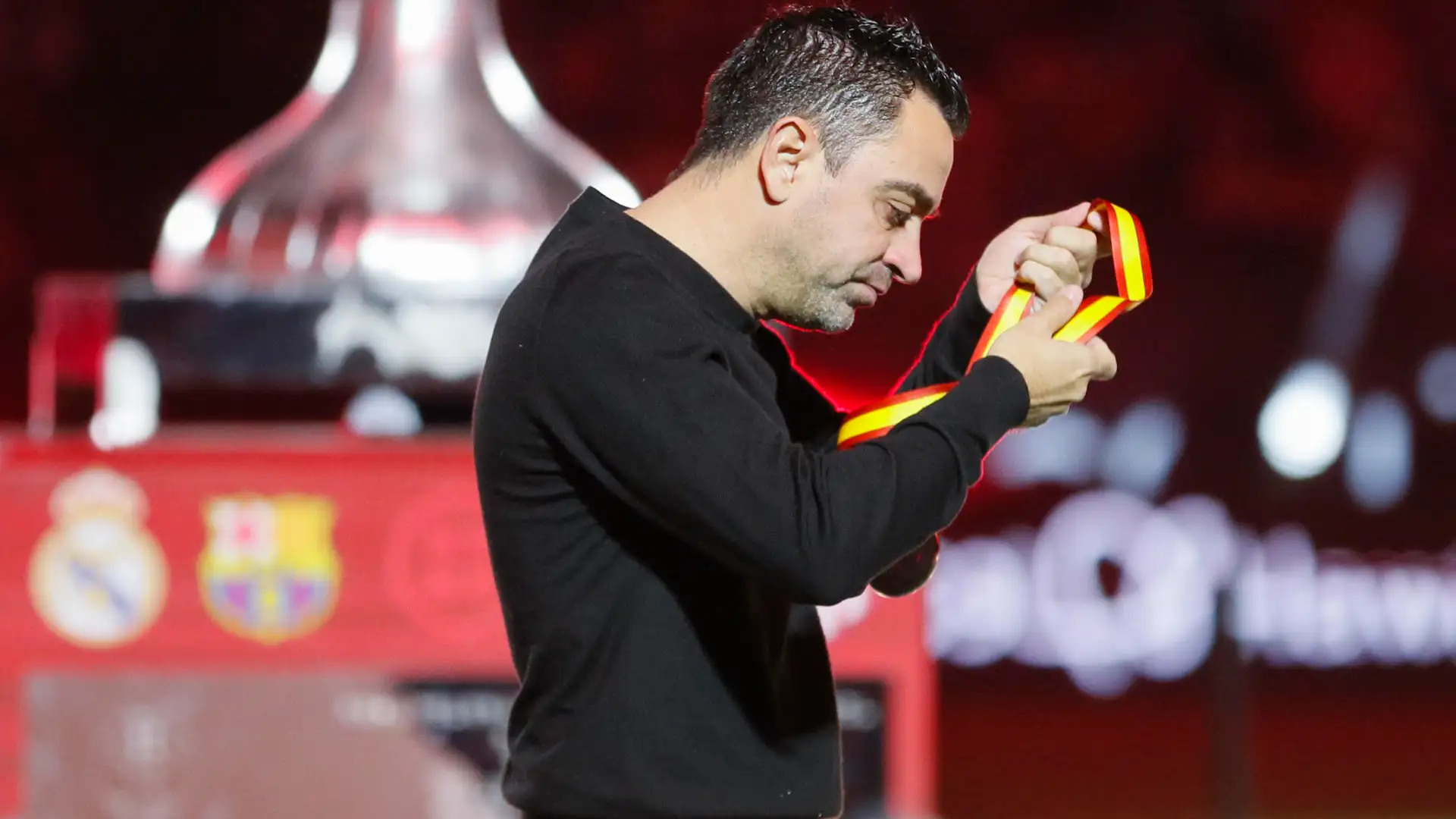 Xavi, cabizbajo tras la final de la Supercopa Xavi, cabizbajo tras la final de la Supercopa