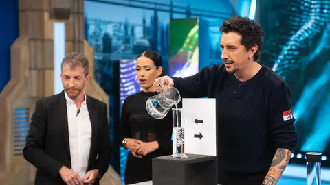 "¿¡Cómo puede ser eso!?": Chanel no se puede creer el experimento de Marron "¿¡Cómo puede ser eso!?": Chanel no se puede creer el experimento de Marron