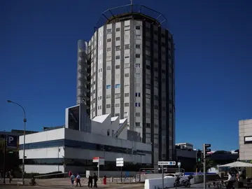 Fachada del Hospital de La Paz Fachada del Hospital de La Paz