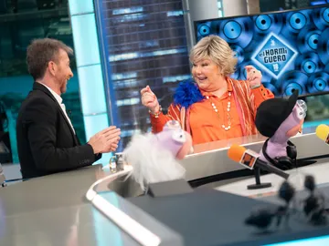 ¡El baúl de los temazos! Trancas y Barrancas ponen a prueba el oído de Karina ¡El baúl de los temazos! Trancas y Barrancas ponen a prueba el oído de Karina