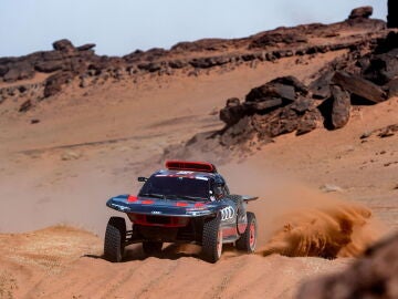 Carlos Sainz, en acción en el Dakar 2024