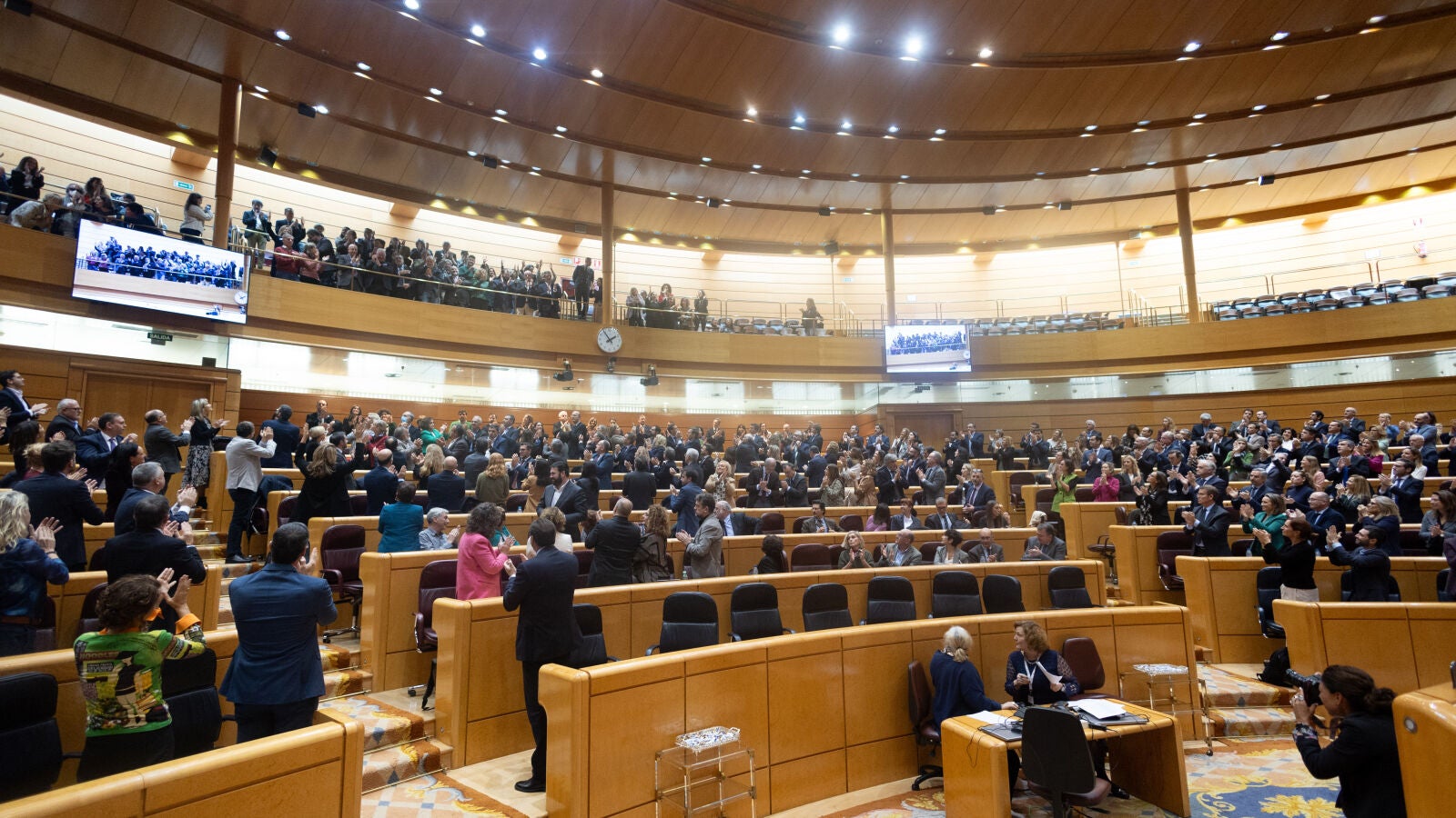Desaparece el término 'disminuido' de la Constitución española