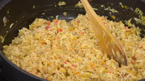 Mezcla los ingredientes y cocínalos durante 2 minutos Mezcla los ingredientes y cocínalos durante 2 minutos