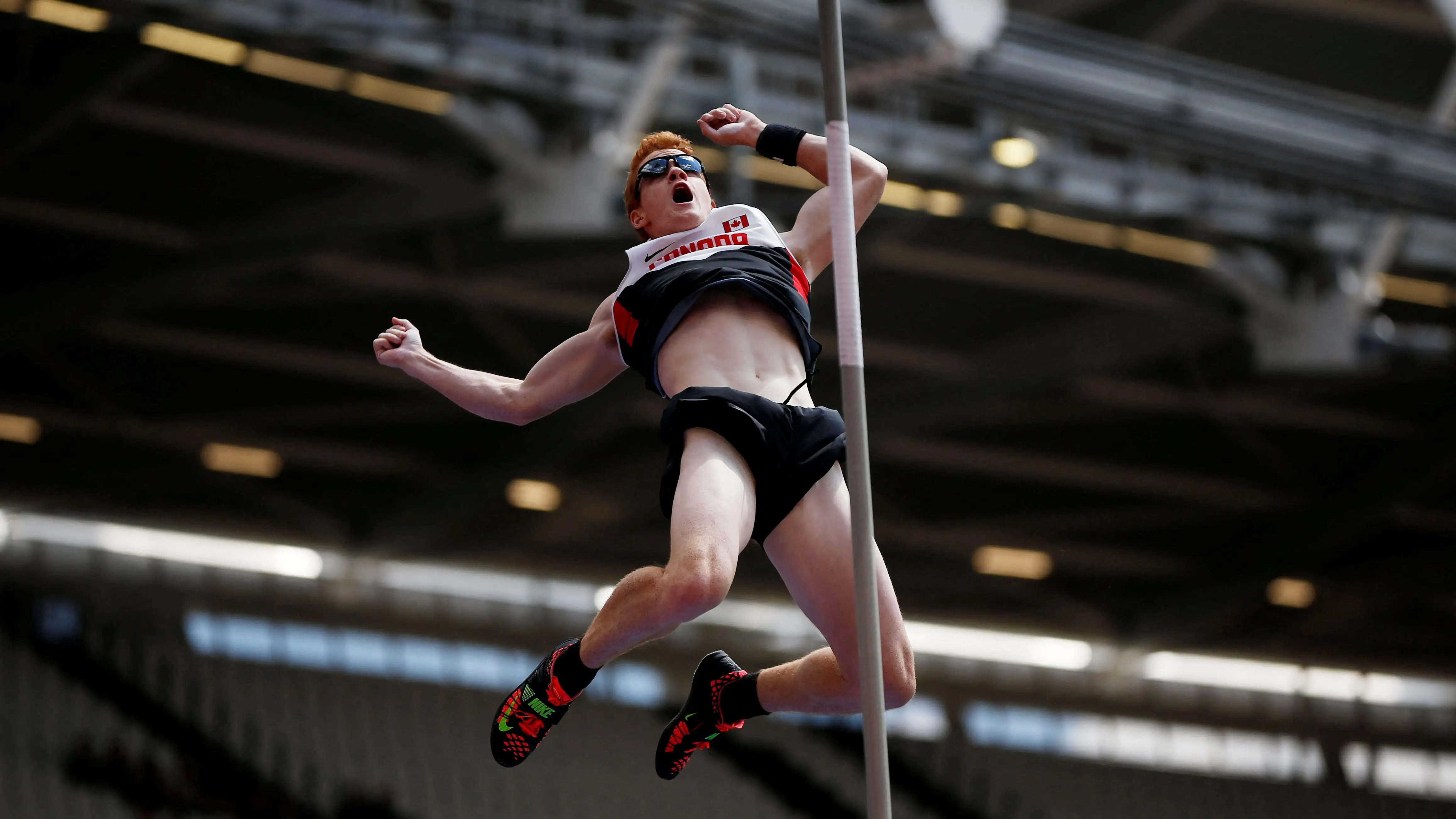 Shawn Barber, en una competición en 2015 Shawn Barber, en una competición en 2015
