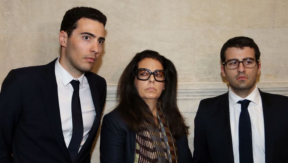 Françoise Bettencourt y sus hijos