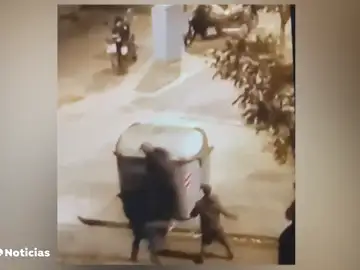 Ofensiva de los Mossos en Hospitalet contra los robos con violencia Ofensiva de los Mossos en Hospitalet contra los robos con violencia
