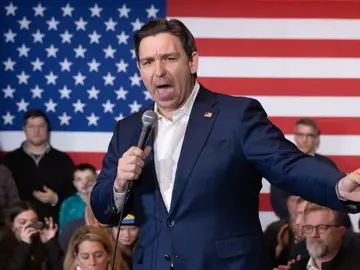 Ron DeSantis, en un acto electoral en New Hampshire Ron DeSantis, en un acto electoral en New Hampshire
