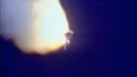 Transbordador Challenger explota