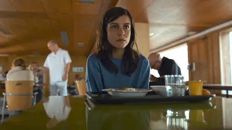 Esta noche en Serial Lover: Camille va a buscar a Oriane a la clínica, ¿conseguirá sacarla de allí? Esta noche en Serial Lover: Camille va a buscar a Oriane a la clínica, ¿conseguirá sacarla de allí?