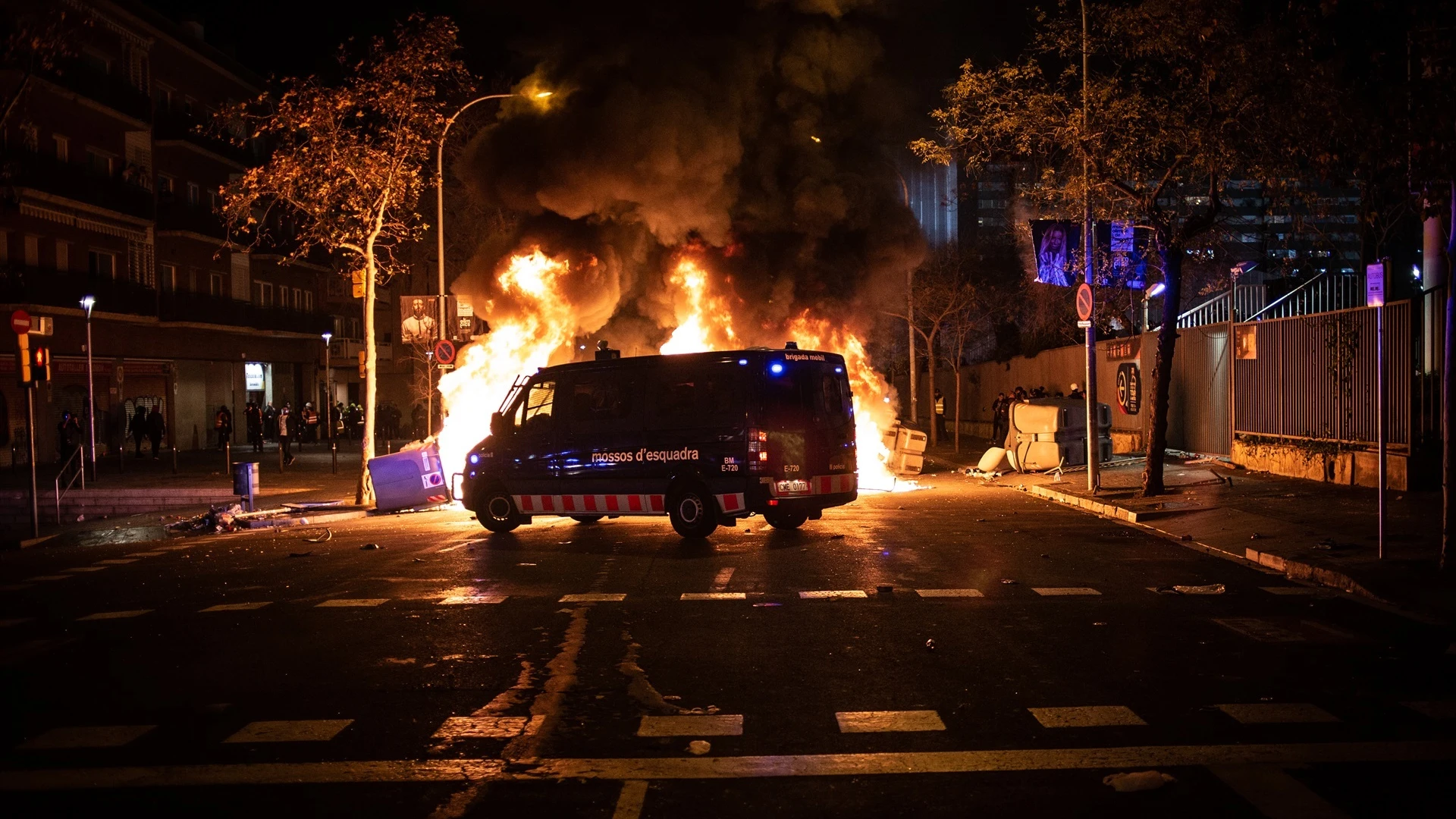 Incidentes tras la manifestación convocada por Tsunami Democratic Incidentes tras la manifestación convocada por Tsunami Democratic