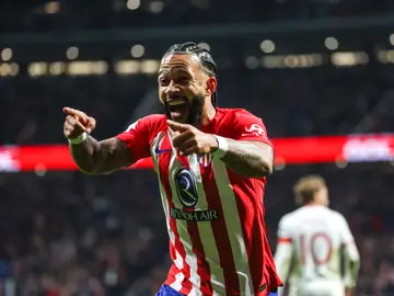 Depay celebra su gol ante el Sevilla Depay celebra su gol ante el Sevilla
