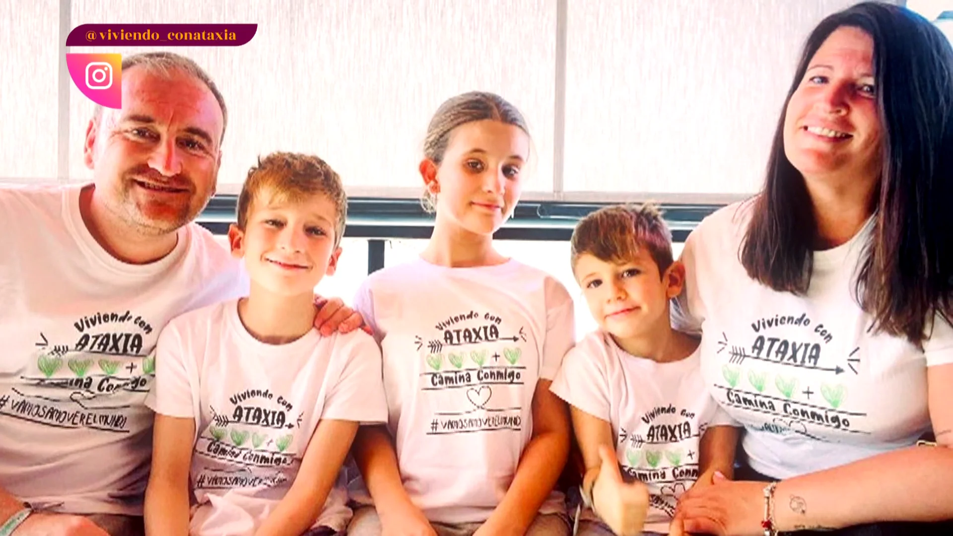 Marian, la madre coraje que ha dejado todo por sus 3 hijos con ataxia: "Somos una piña y vamos de la mano" Marian, la madre coraje que ha dejado todo por sus 3 hijos con ataxia: "Somos una piña y vamos de la mano"