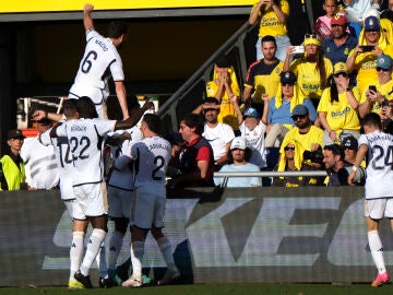 El Real Madrid celebra el gol de Tchouaméni en Las Palmas (1-2)