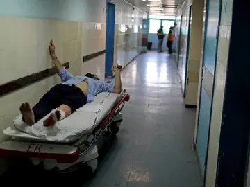 La población del sur de la franja de Gaza se queda sin ningún centro hospitalario donde ser atendida La población del sur de la franja de Gaza se queda sin ningún centro hospitalario donde ser atendida