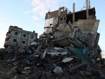 Casa palestina en ruinas por los ataque israelíes en Franja de Gaza