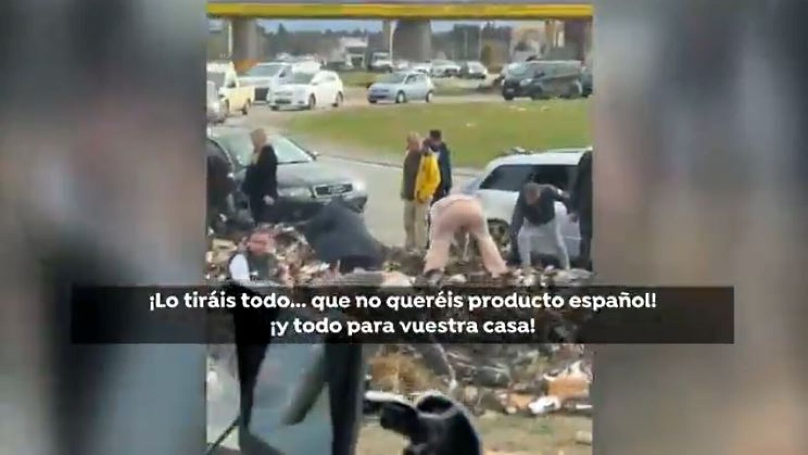 Un camionero español, indignado con los ataques de agricultores franceses: 