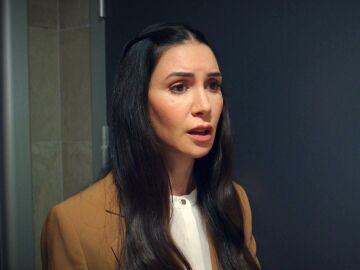 Esta noche en Hermanos: Şevval deja encerrada a Suzan para evitar que vaya a su cita con Ahmet
