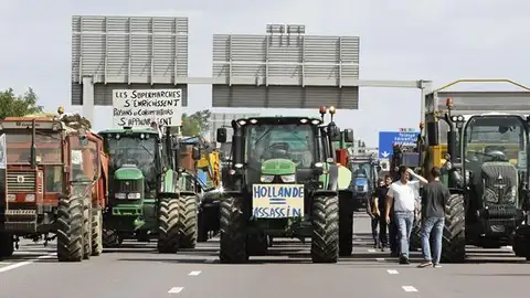 Protestas de los agricultores franceses Protestas de los agricultores franceses