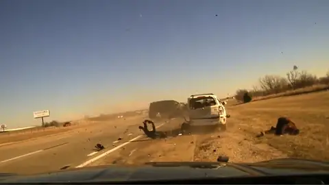 Impacto entre dos coches en Oklahoma Impacto entre dos coches en Oklahoma