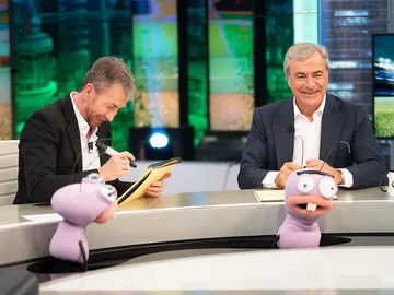 ¡Qué goleada de Carlos Sainz a Pablo Motos! El reto que demuestra cuánto ha cambiado el fútbol ¡Qué goleada de Carlos Sainz a Pablo Motos! El reto que demuestra cuánto ha cambiado el fútbol