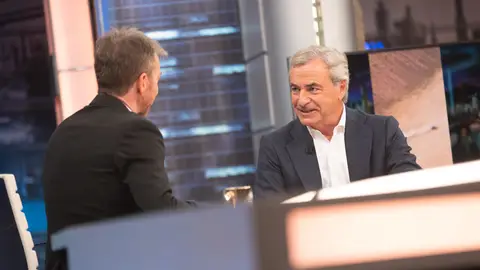 Carlos Sainz asegura que la trágica muerte de Carlos Falcón es "un recordatorio impactante del riesgo de este deporte" Carlos Sainz asegura que la trágica muerte de Carlos Falcón es "un recordatorio impactante del riesgo de este deporte"