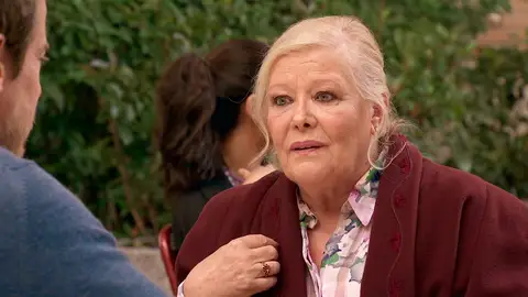 El relato de Marcelino sobre el pasado amoroso de Pelayo atormenta a Marisa: "Todas han muerto" El relato de Marcelino sobre el pasado amoroso de Pelayo atormenta a Marisa: "Todas han muerto"