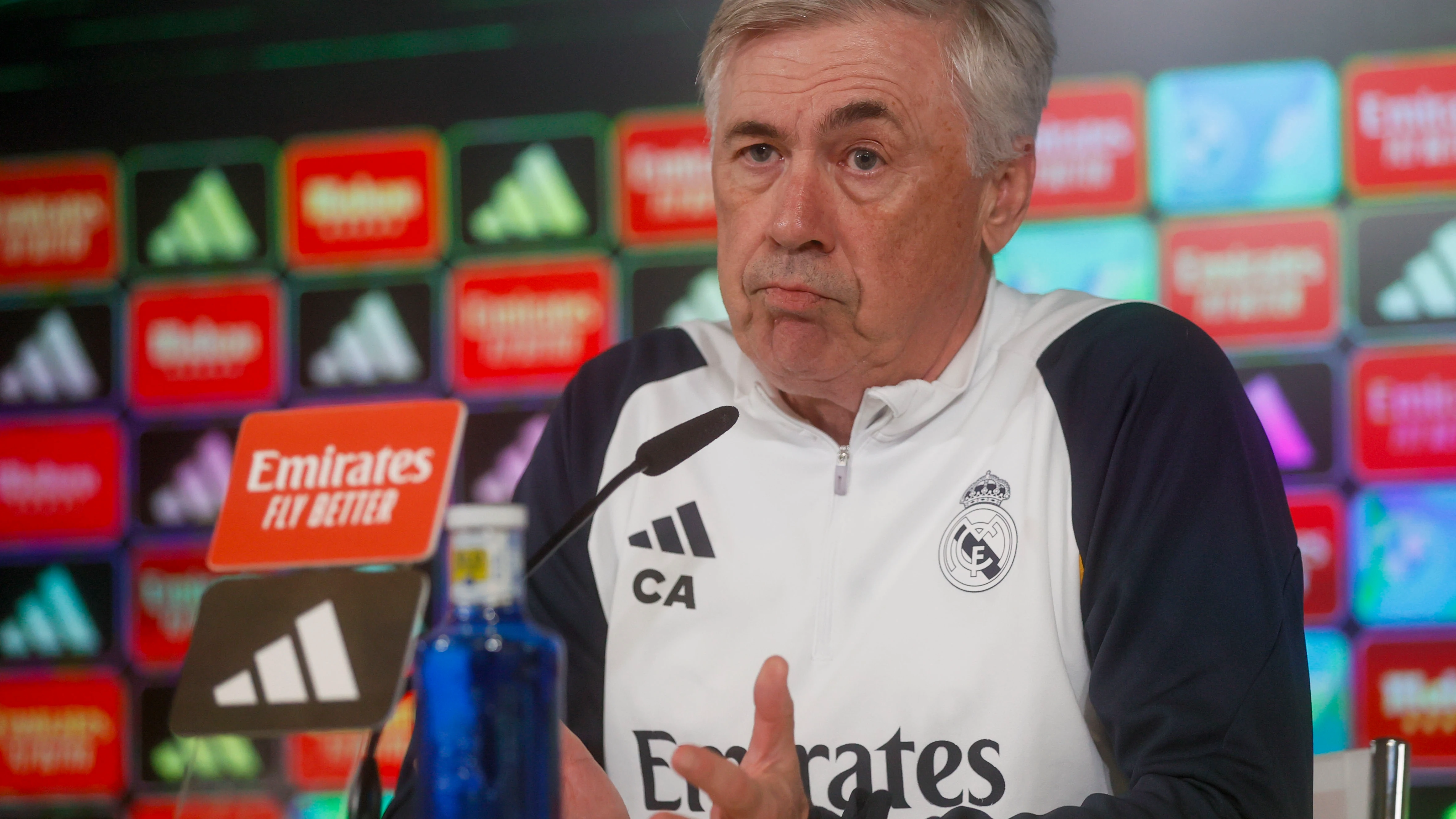 Carlo Ancelotti, en rueda de prensa Carlo Ancelotti, en rueda de prensa