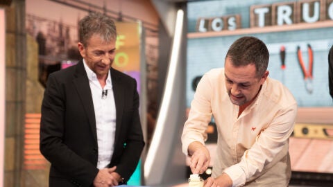 Fontecha, antes de revelar sus nuevos trucos en El Hormiguero: "Lo tengo peor que Xavi Hern&aacute;ndez"