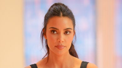 Kim Kardashian enseña unas impactantes imágenes del nuevo brote que ha sufrido de psoriasis, que le cubre media pierna