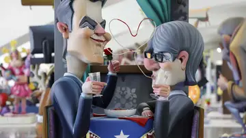 'Ninot' de Sánchez y Puigdemont 'Ninot' de Sánchez y Puigdemont