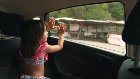 Así fue el secuestro de Mercan, la hija de Ceylin e Ilgaz Así fue el secuestro de Mercan, la hija de Ceylin e Ilgaz