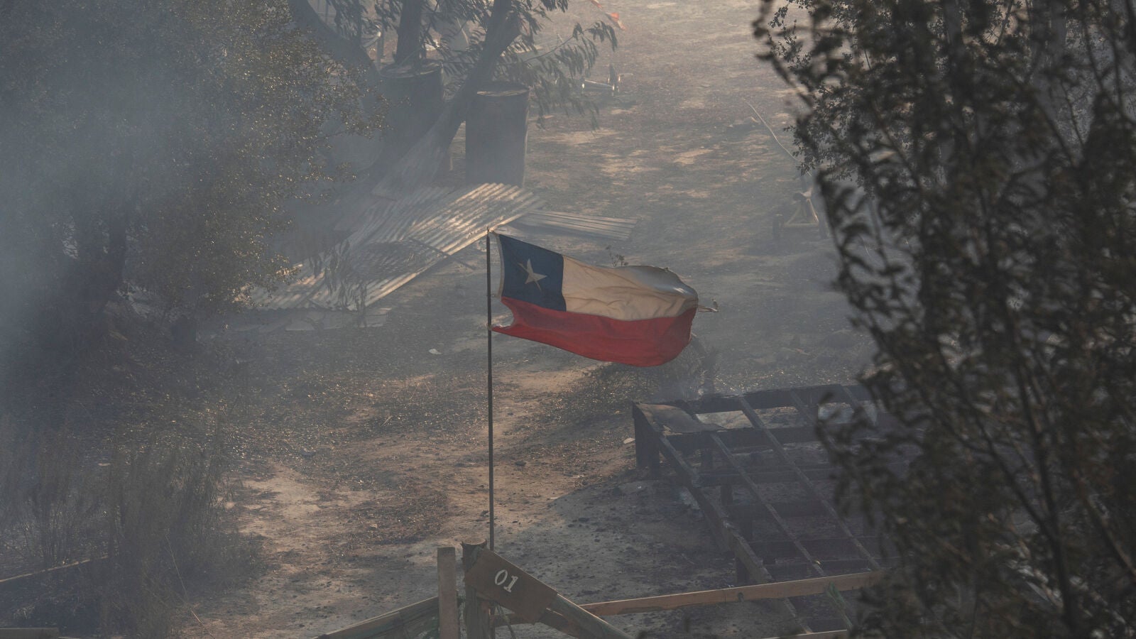 Las claves para entender por qué los incendios de Chile están siendo tan mortíferos
