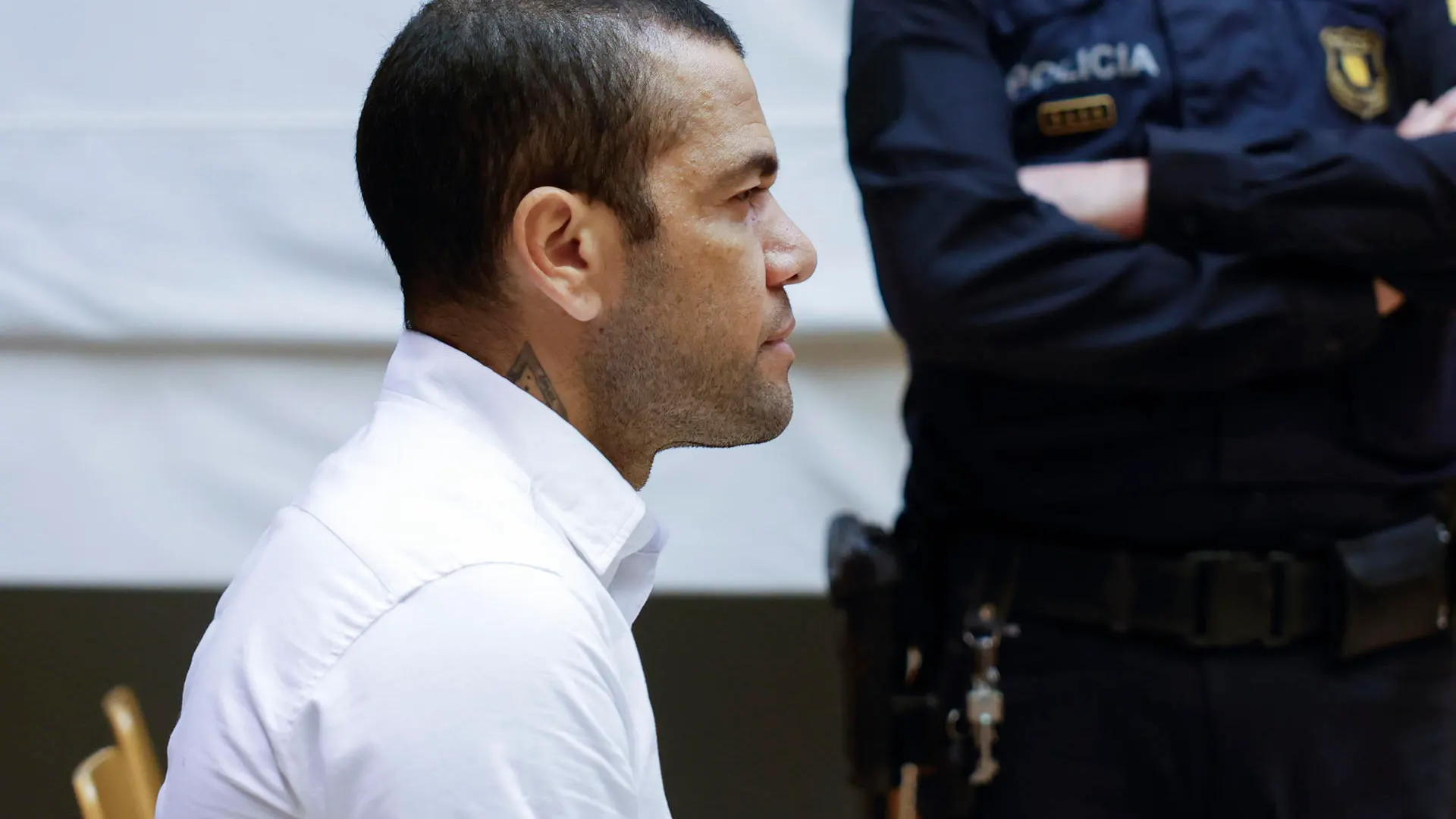 Dani Alves en el banquillo de los acusados Dani Alves en el banquillo de los acusados