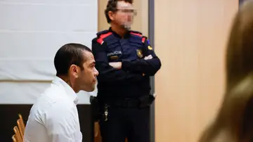 Dani Alves, en el juicio por agresión sexual en la Audiencia de Barcelona