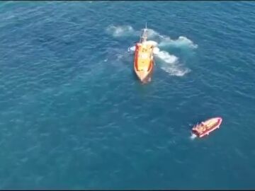 Salvamento Marítimo recuperó el cuerpo de la mujer frente a la costa de Castro Urdiales