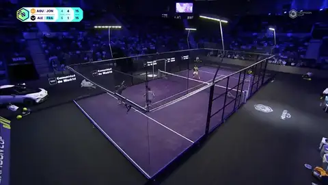 ¿El 'escorpión' de Higuita llega al pádel? El punto imposible de Tapia en la Hexagon Cup ¿El 'escorpión' de Higuita llega al pádel? El punto imposible de Tapia en la Hexagon Cup