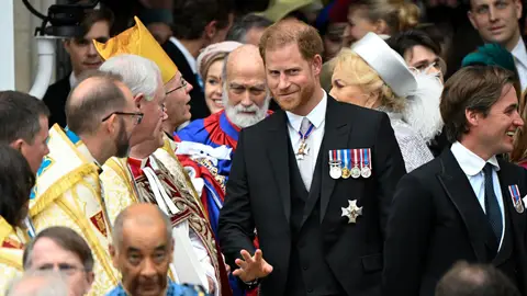El príncipe Harry en la coronación de Carlos III El príncipe Harry en la coronación de Carlos III
