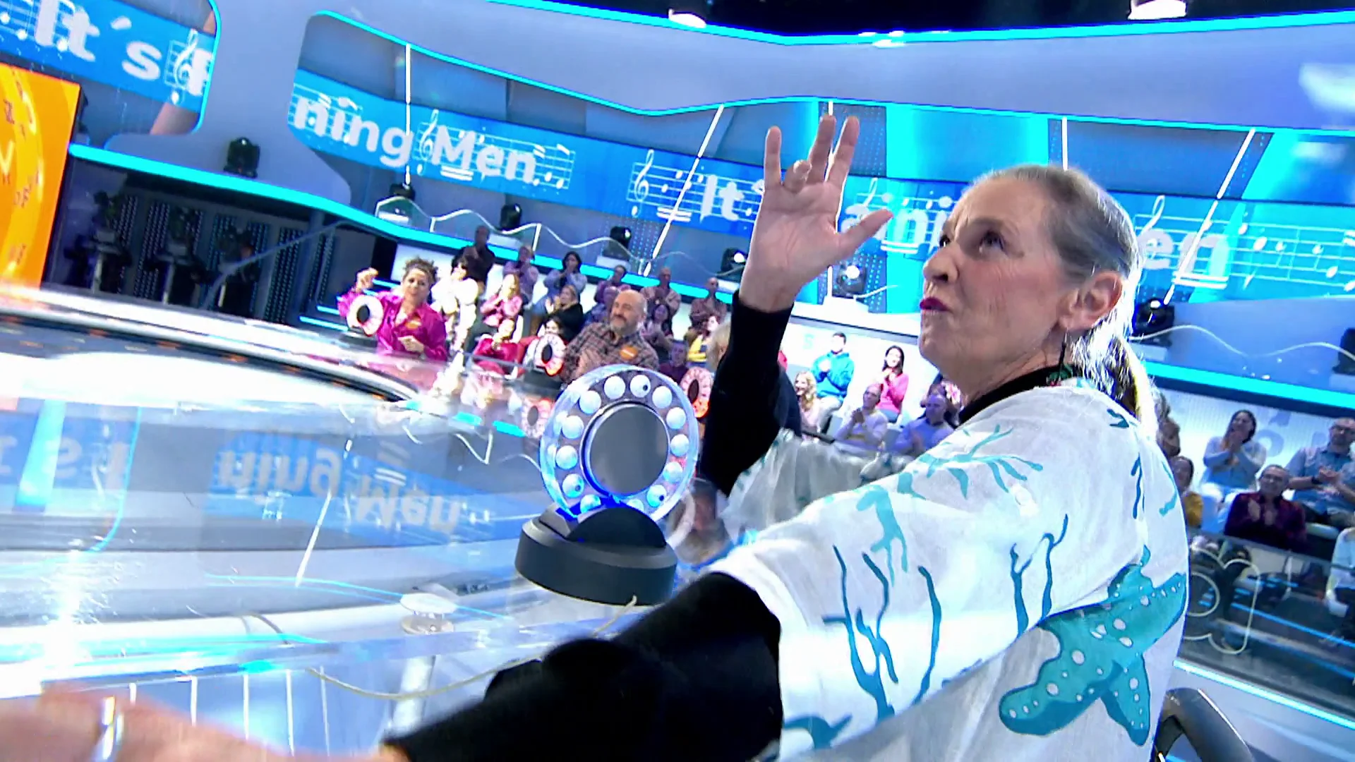 &ldquo;&iexcl;Aleluya!&rdquo;, as&iacute; descubre Paola Domingu&iacute;n que It&rsquo;s raining men