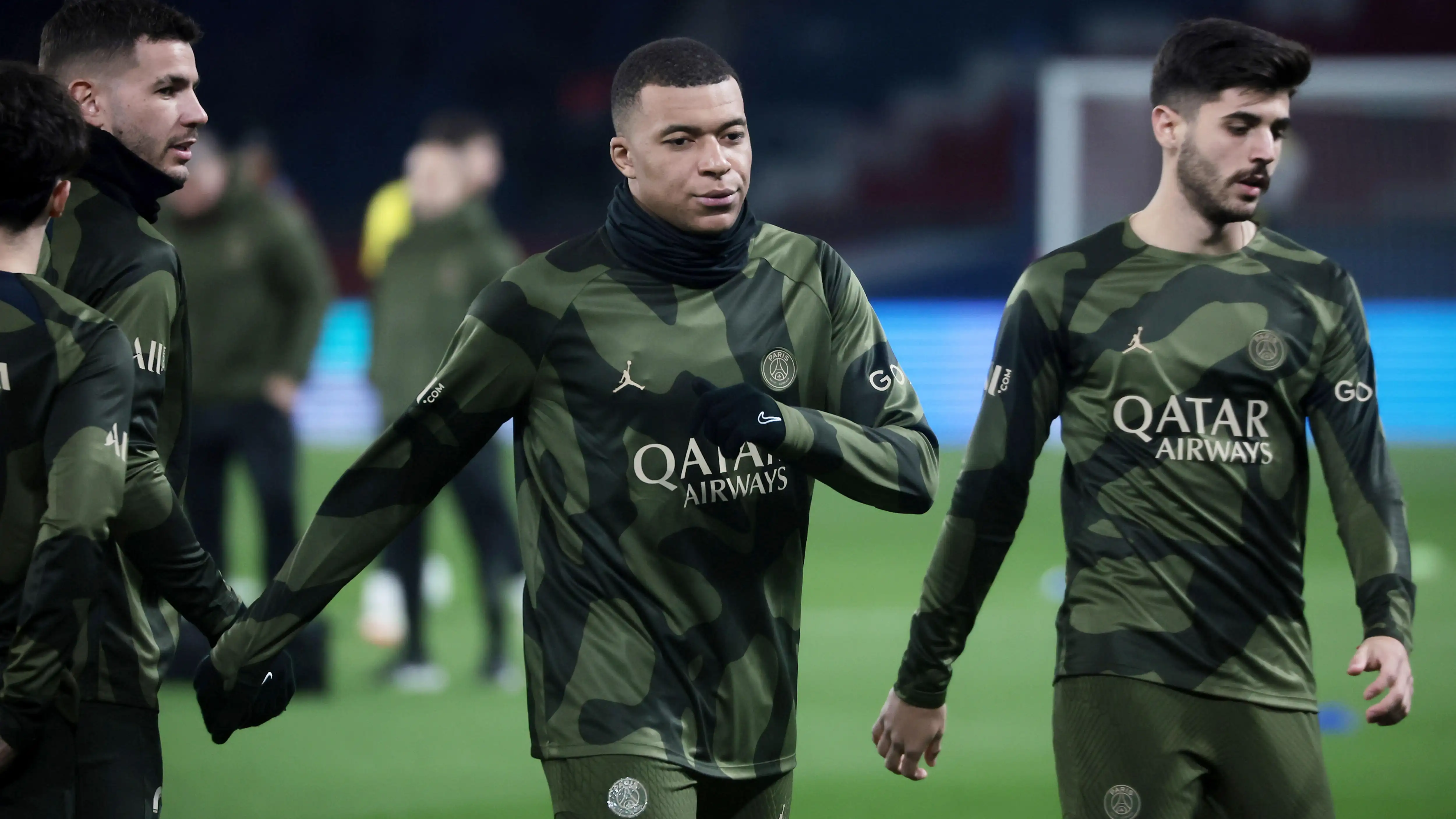 Kylian Mbappé, antes de un partido con el PSG Kylian Mbappé, antes de un partido con el PSG