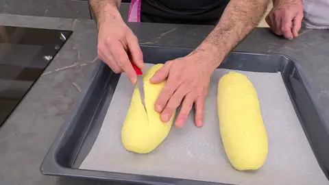 Con un cuchillo de sierra hazles un corte Con un cuchillo de sierra hazles un corte