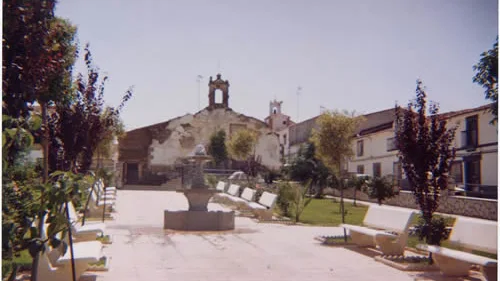 Plaza Mayor de Hinojal, C&aacute;ceres