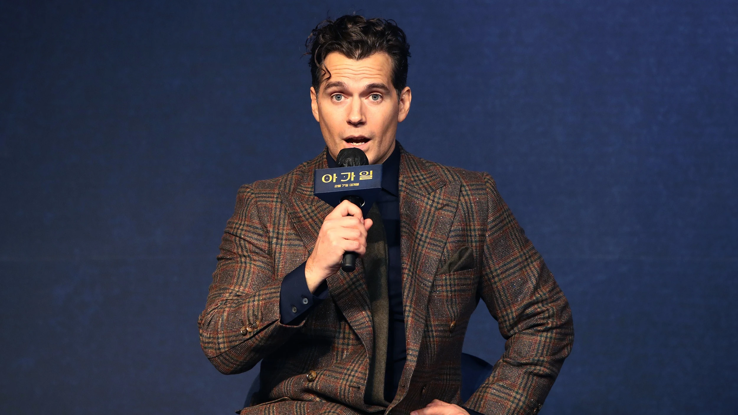 Henry Cavill en Se&uacute;l presentando Argylle