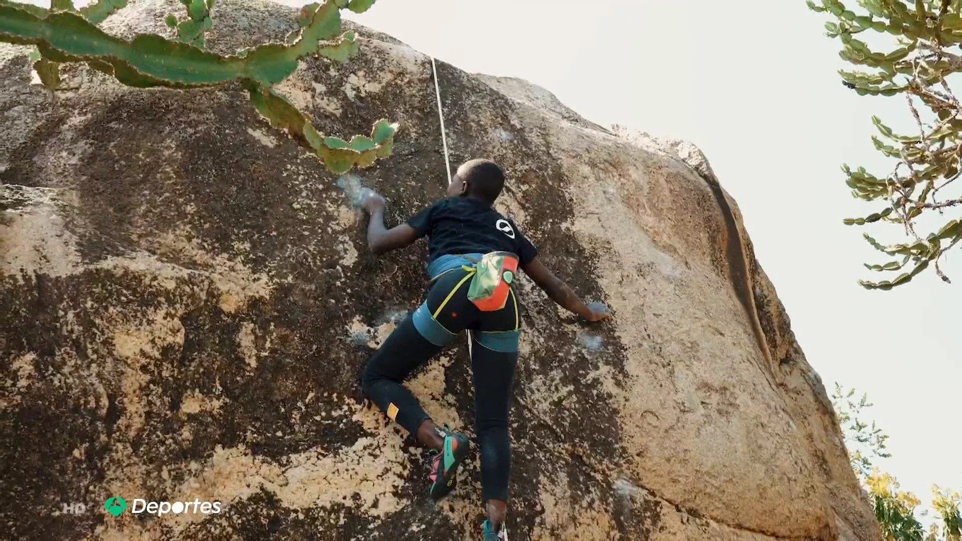 La escalada enseña en Tanzania a superar obstáculos vitales La escalada enseña en Tanzania a superar obstáculos vitales