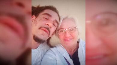 Localizamos al hijo de Maite, un hombre que padece una enfermedad mental: 