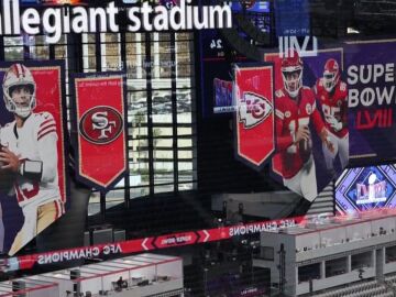 Kansas City Chiefs y los San Francisco 49ers, rivales en la final de la Super Bowl 2024